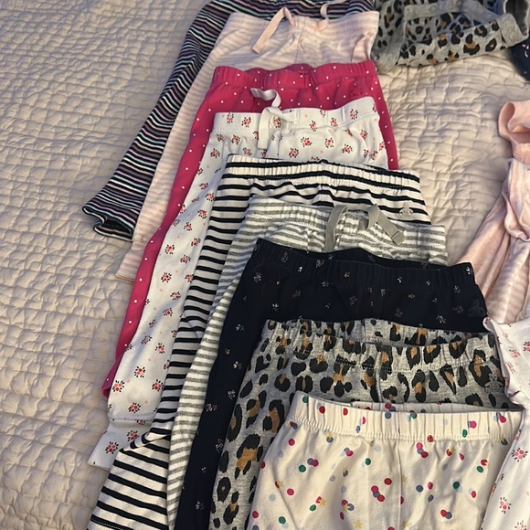 12-18 month baby gap bundle!!!! - Picture 3 of 4